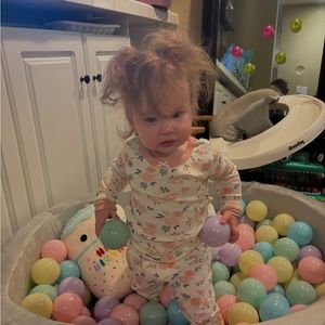 Meet your Posher, Peeps